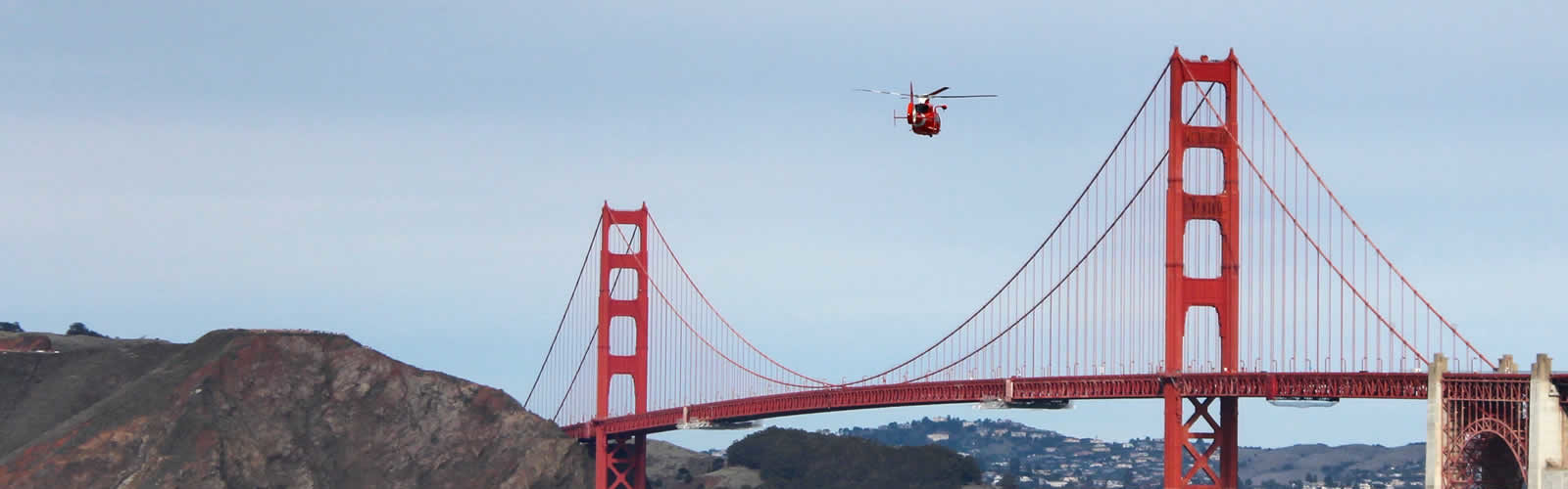 plus-belles-plages-san-francisco-baie-vue-golden-gate-surf-une