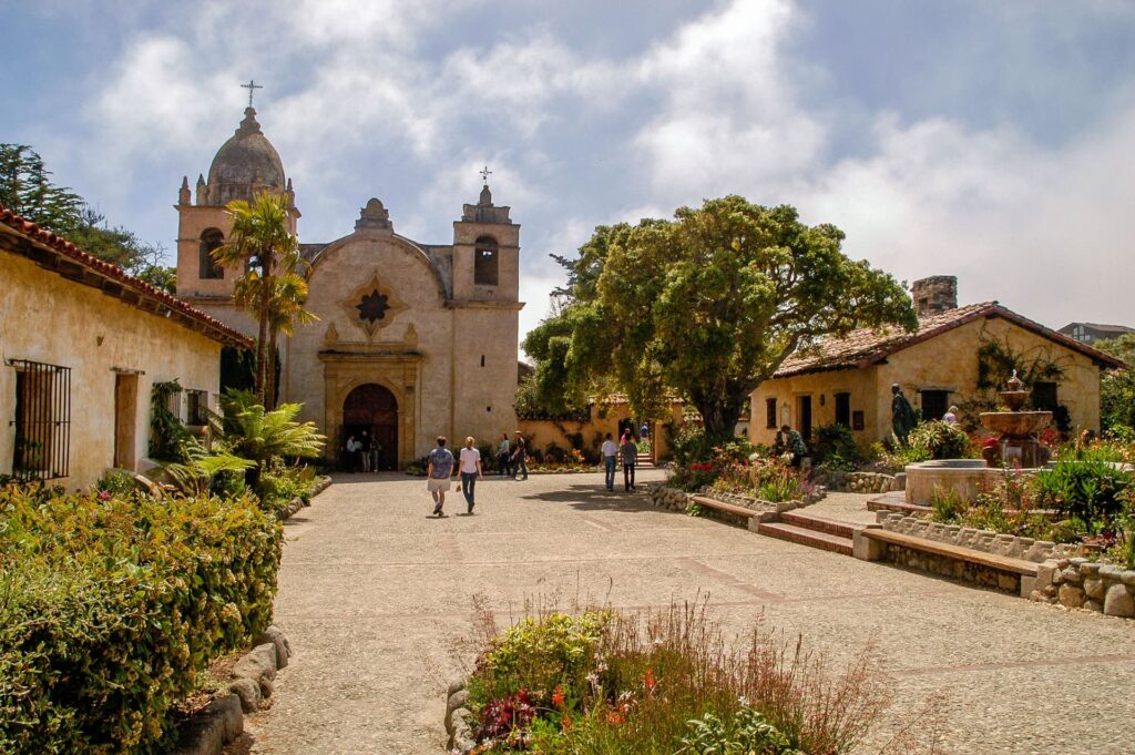 mission-san-carlos-borromeo-de-carmelo