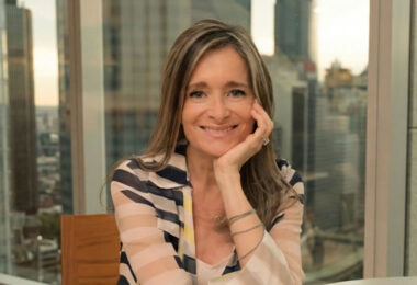 cd-global-consulting-immigration-canada-catherine-dulude-portrait