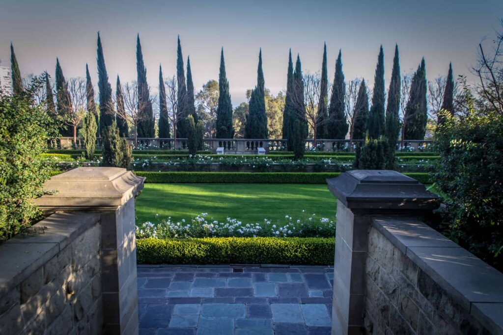 Les jardins de la Greystone Mansion à Beverly Hills