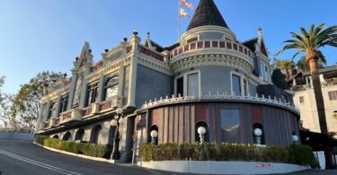 magic-castle-hollywood-los-angeles-01