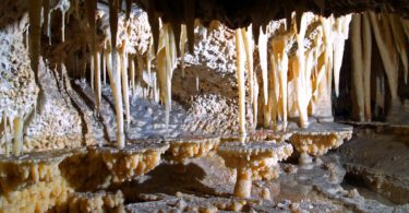 cavites-souterraines-californie-une