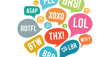 langage-sigles-communications-code-une-2025
