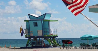 dangers-mer-floride-drapeaux-requins-meduses-meteo-pollution-une