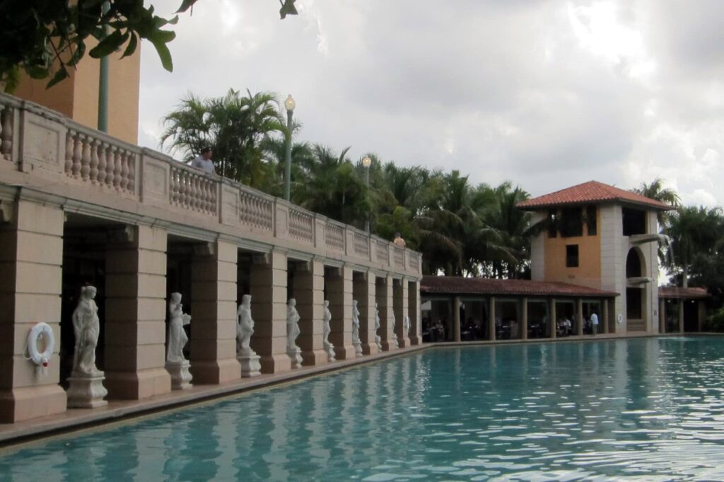 La piscine du Biltmore Hotel à Coral Gables