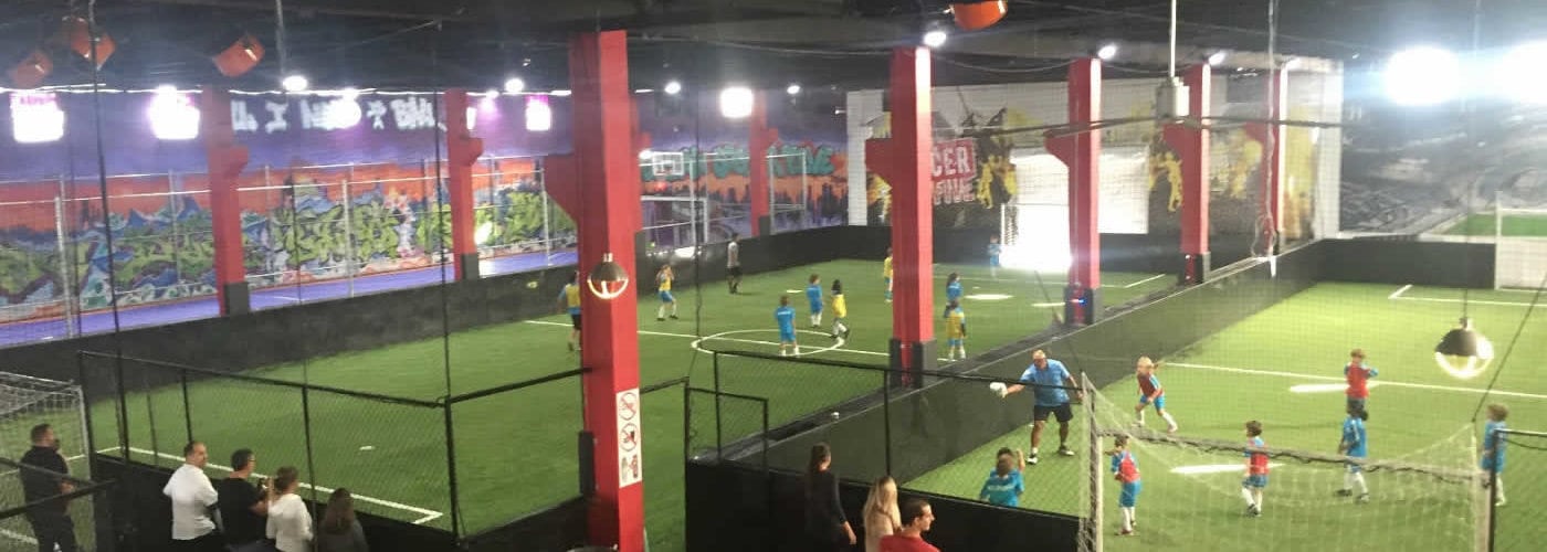 miami-indoor-soccer-football-terrain-interieur-une