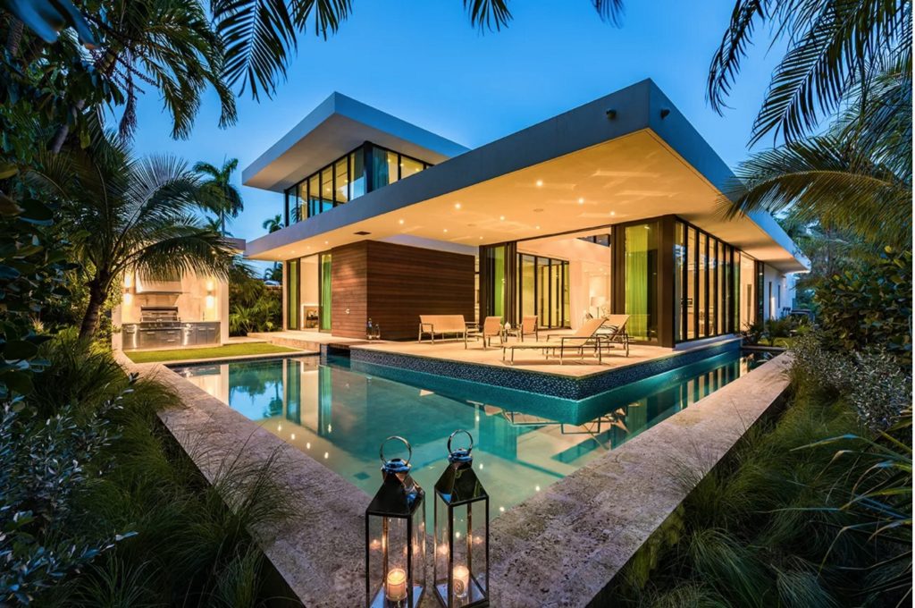 Toutes chez OfCourseMiami