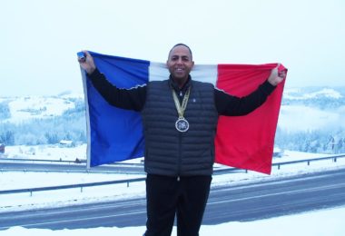 Votre tailleur met des gants