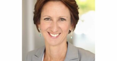 achat-vente-maison-appartement-francais-ingrid-pasco-san-diego-portrait3