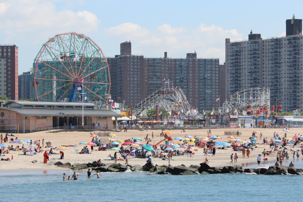 La plage de Coney Island, New York