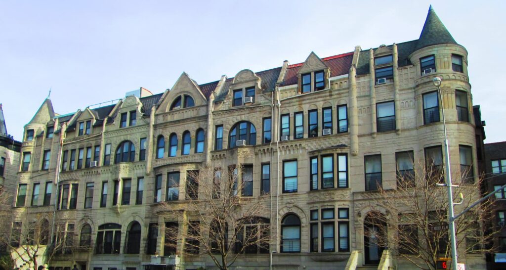 718-730 St. Nicholas Avenue à West 146th Street dans le quartier de Hamilton Heights à Harlem