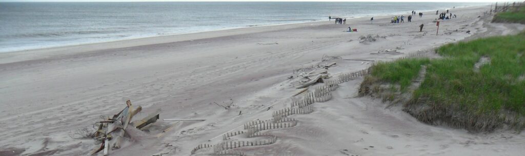 La plage de Cherry Grove, New York