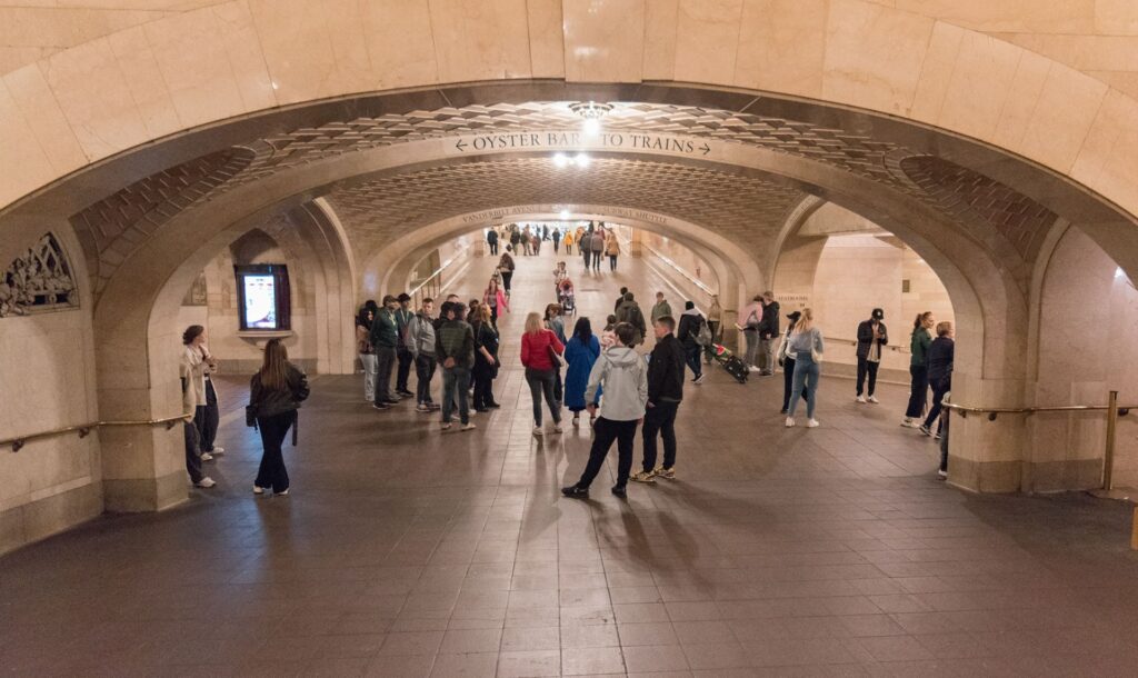 whispering-gallery-grand-central-station-new-york