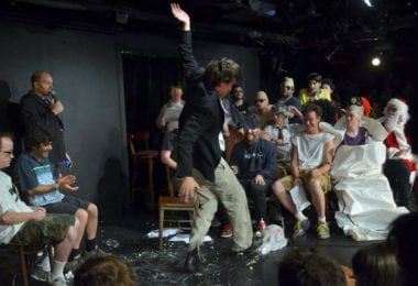 spectacle-improvisation-theatre-humour-sketches-anglais-nyc-une