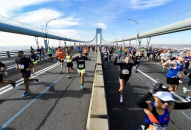 Le Marathon de New York 2021 sur le pont Verrazzano-Narrows