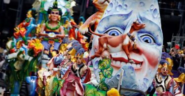 mardi-gras-nouvelle-orleans-carnaval-deguisement-defile-hp-fireworks-une