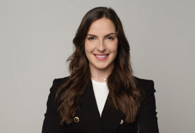 celine-arthur-meilleur-taux-courtier-financement-credit-usa-portrait-2026-3