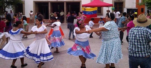 Les Viernes Culturales de Little Havana