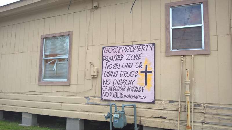 texas-humour-affiches-pancartes-images-on-a-trouve-sa-maison