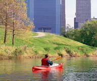 Une virée en canoë-kayak sur le Buffalo Bayou