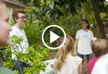 4 enfants, nos poubelles, des jardins, un vote