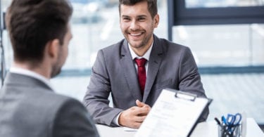 travailler-etats-unis-trouver-emploi-usa-visa-travail-contrat-une