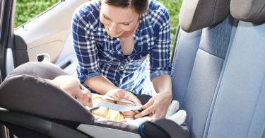 sieges-autos-enfant-voiture-une3