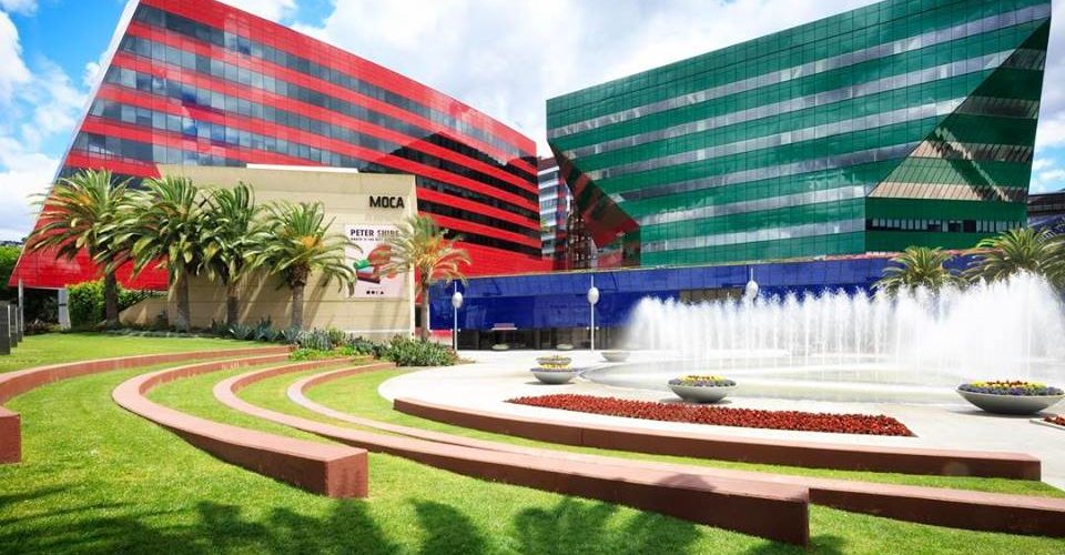 pacific-design-center-west-hollywood-los-angeles-une
