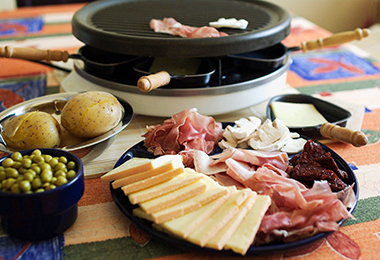 moniseur-marcel-push-raclette