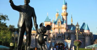 10-secrets-disneyland-disney-parc-attractions-une2