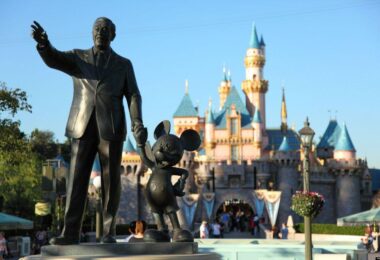 10-secrets-disneyland-disney-parc-attractions-une2