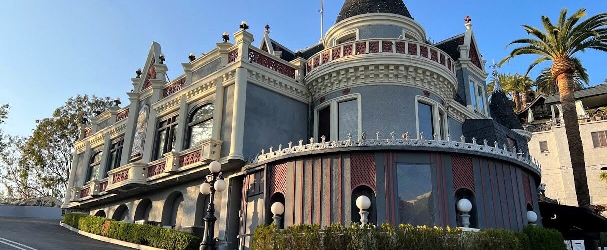 magic-castle-hollywood-los-angeles-01